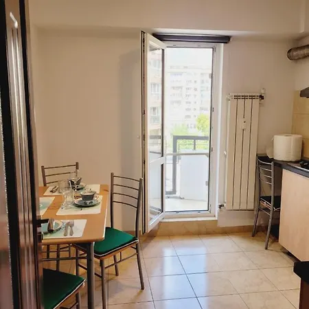 Peaceful Loft Apartment Bucharest